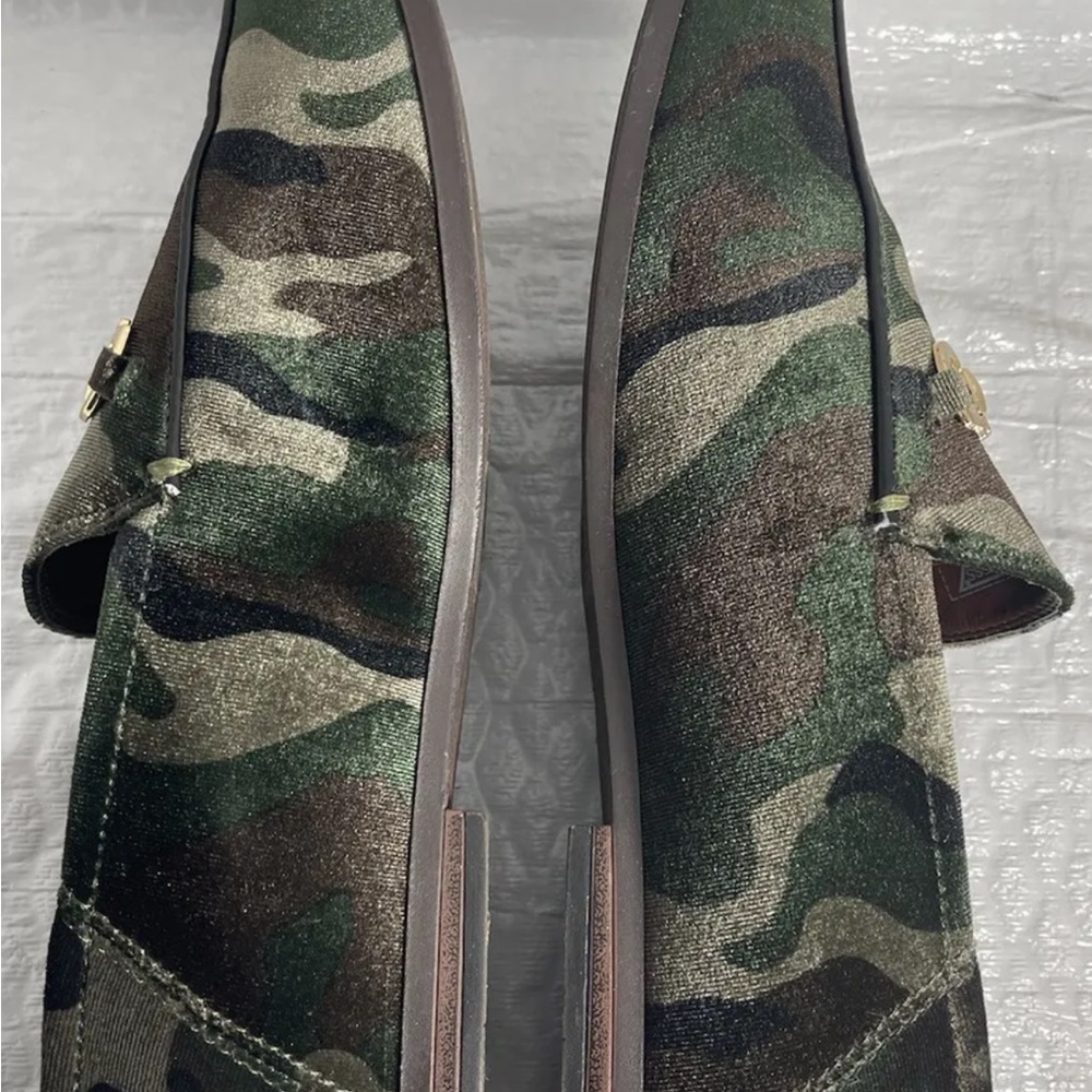 NWT - GUESS CAMO LOAFERS - Picture 9 of 9